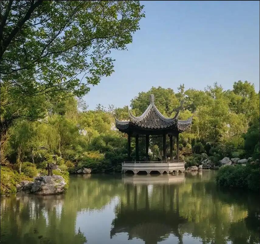 丰镇雪青餐饮有限公司